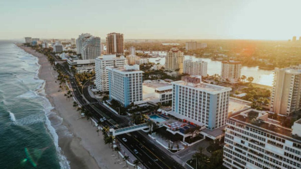 move into a dedicated Fort Lauderdale senior living facility