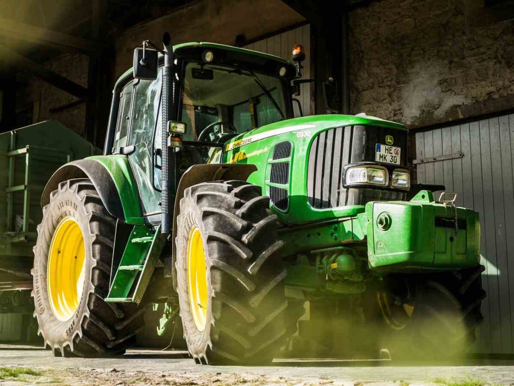 tractor auctions