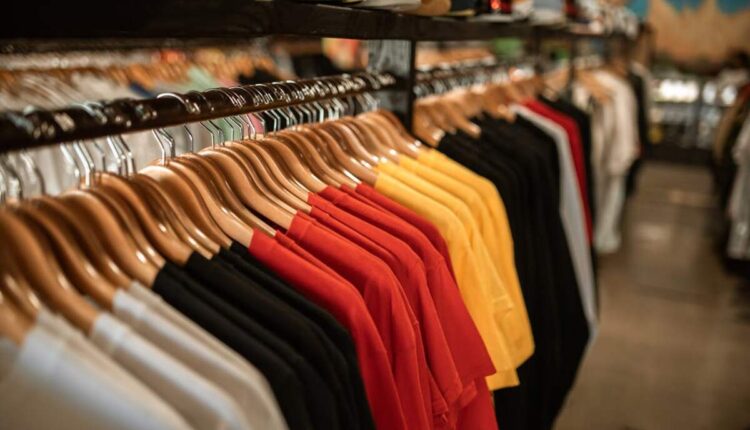 T-Shirt Store