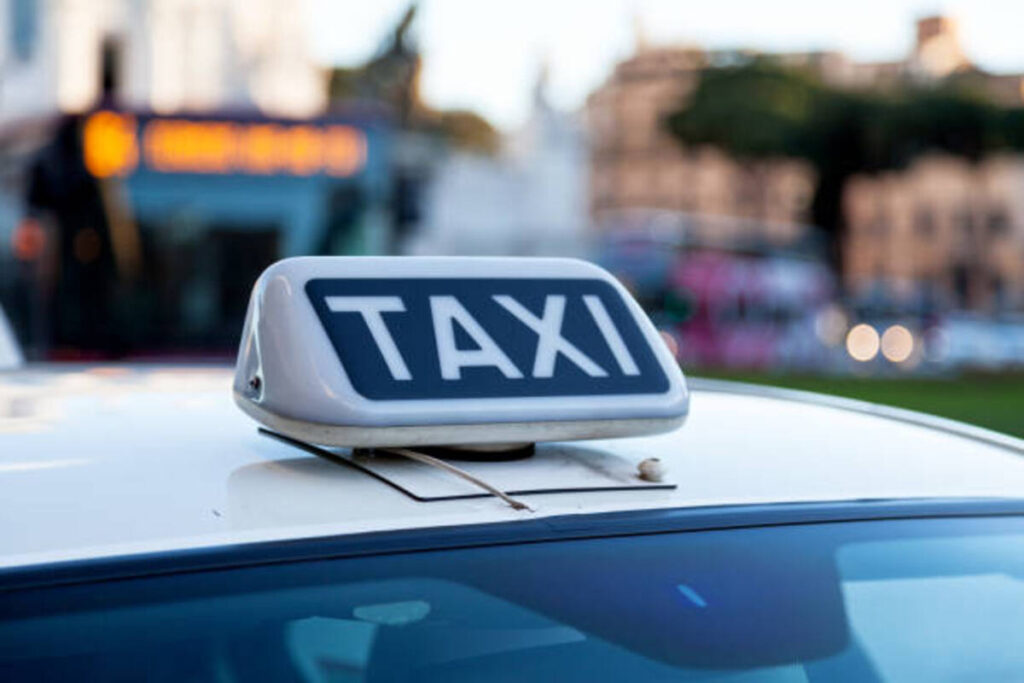 Inexpensive 24-Hour Taxis in Walton Area