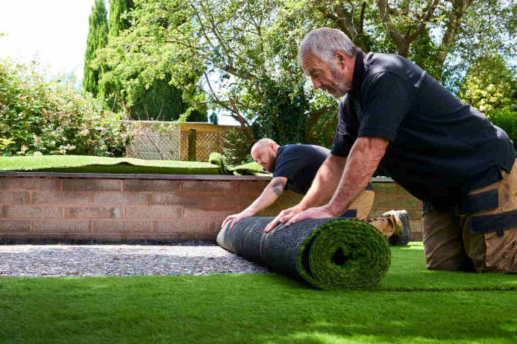 How to pick the Right Artificial Grass
