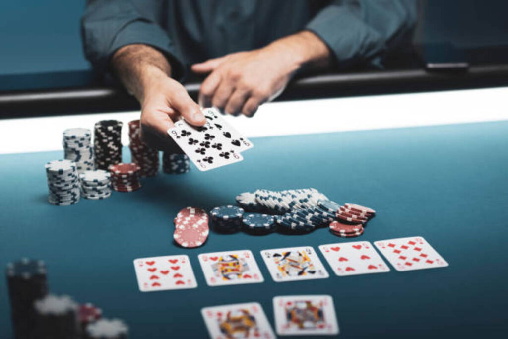 How to Choose the Right Poker Site