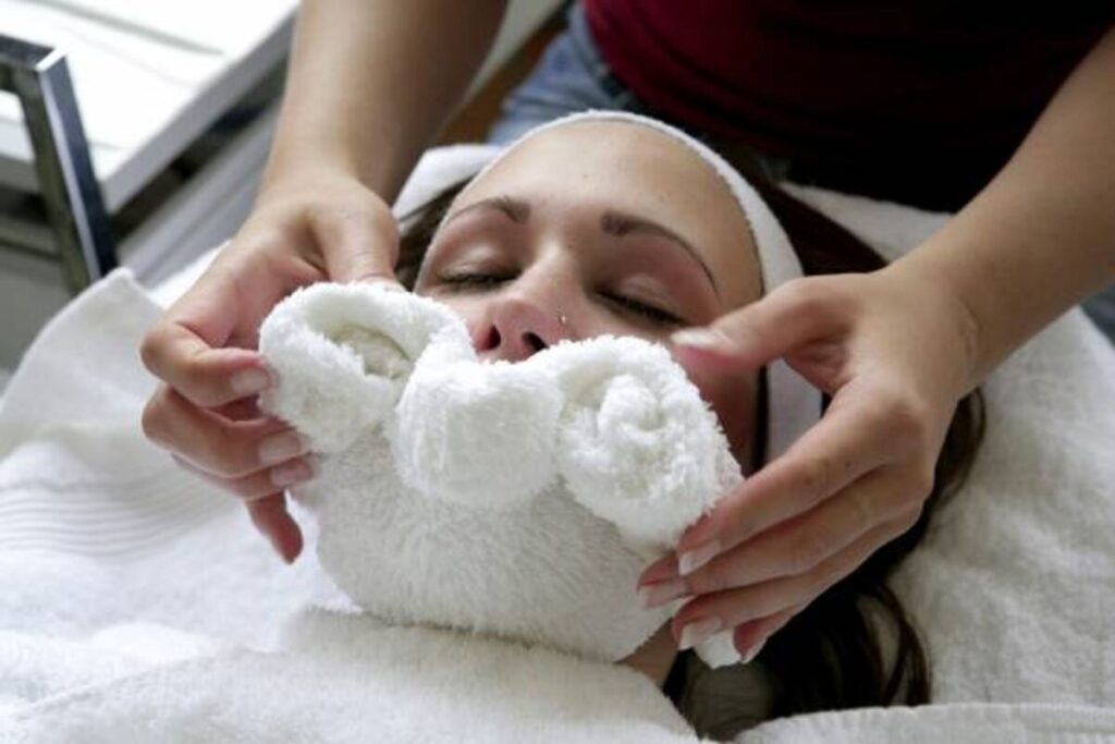 ladies beauty salon near me