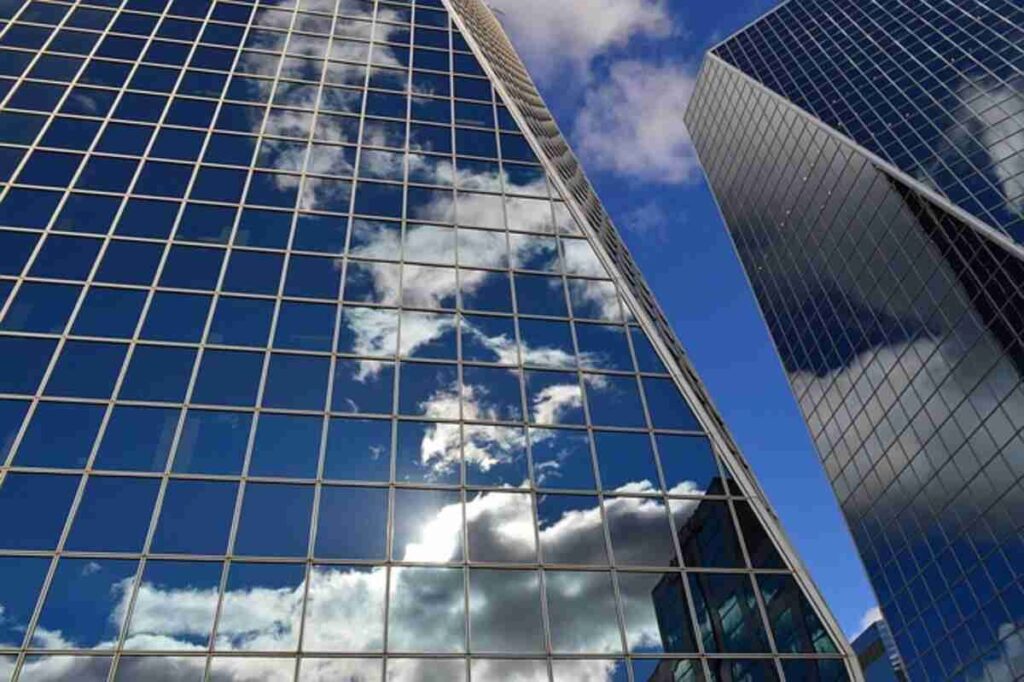 experienced glass window company